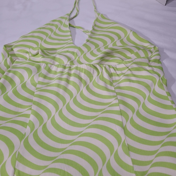 Zara Green and‎ White Swirl Satin Halter Dress Size Large - Picture 10 of 12